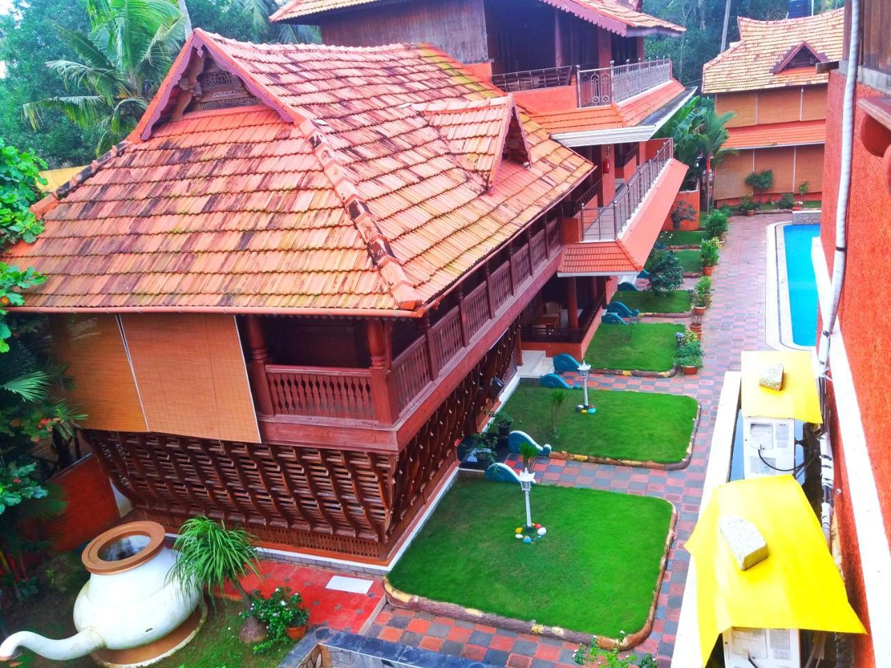 Nikhil Ayurvedic Heritage Hotel Varkala Bagian luar foto