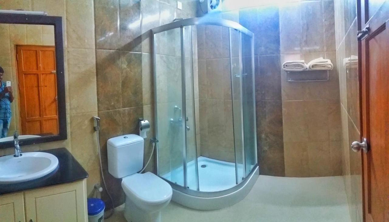 Nikhil Ayurvedic Heritage Hotel Varkala Bagian luar foto