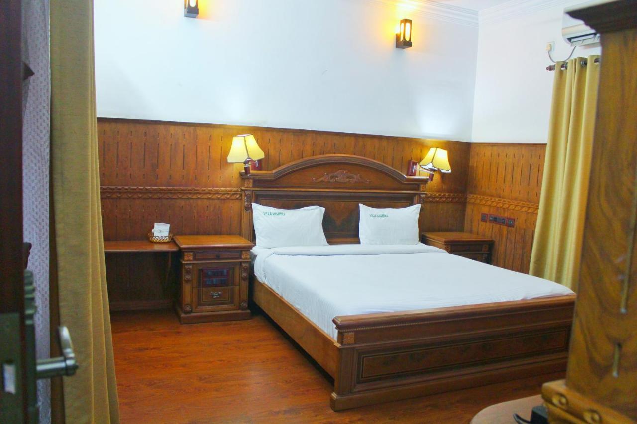 Nikhil Ayurvedic Heritage Hotel Varkala Bagian luar foto