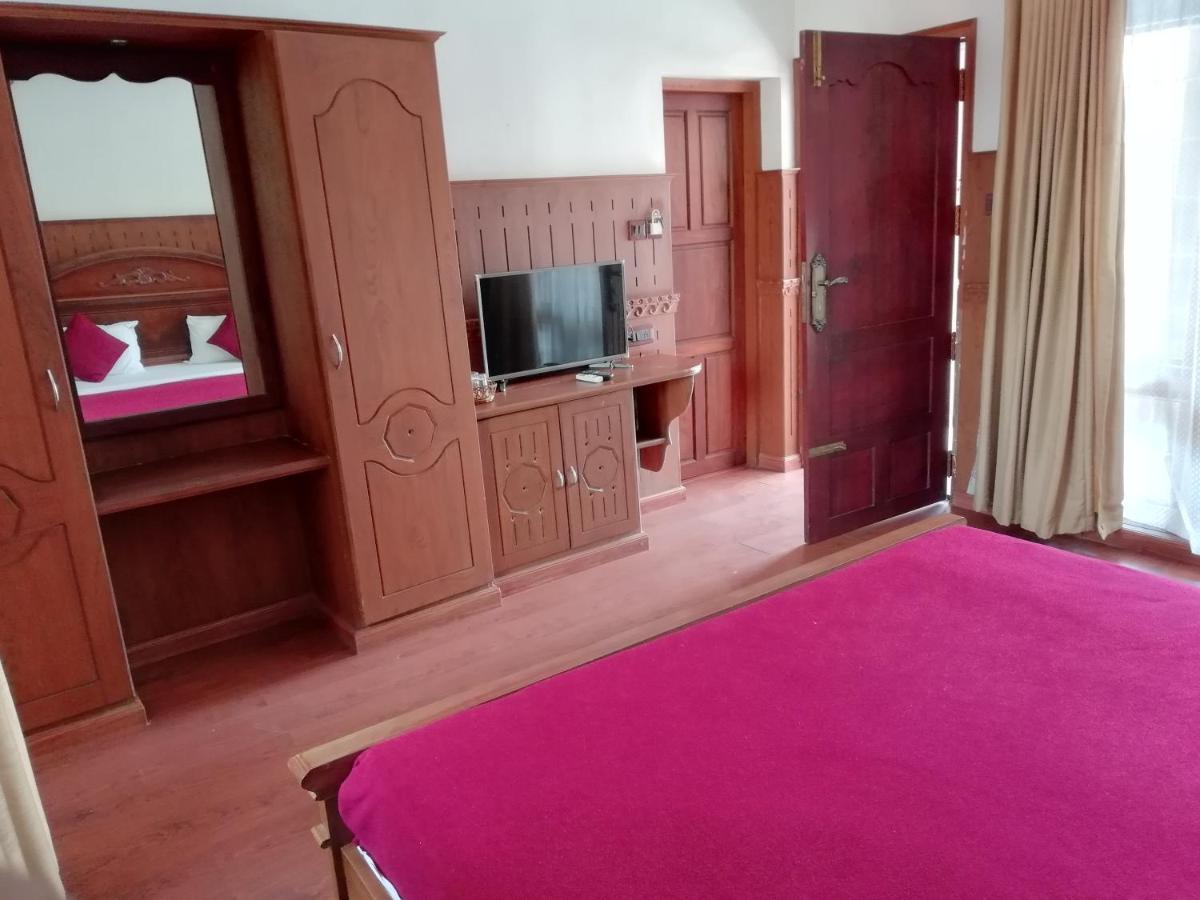 Nikhil Ayurvedic Heritage Hotel Varkala Bagian luar foto