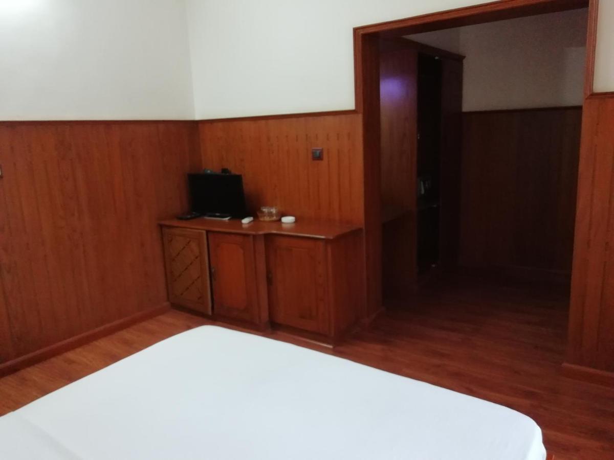 Nikhil Ayurvedic Heritage Hotel Varkala Bagian luar foto
